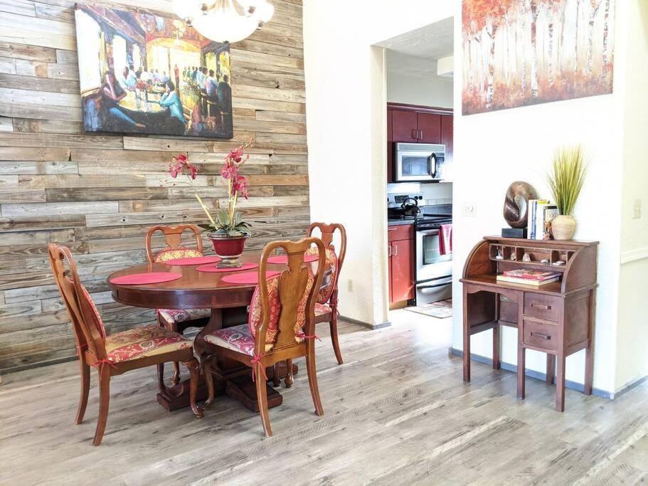 Apartament Corner Lake Getaway Bella Vista Zewnętrze zdjęcie