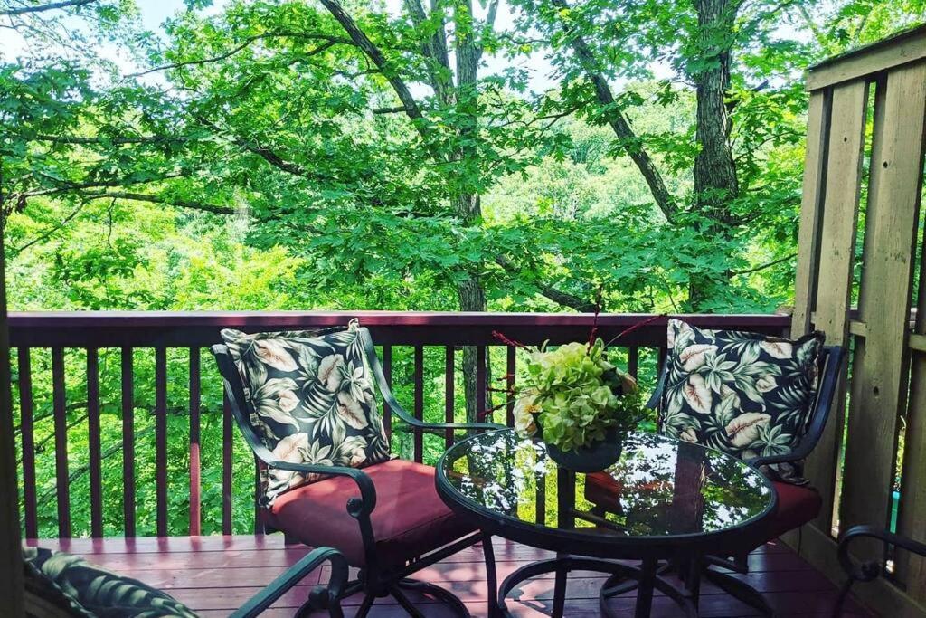 Apartament Corner Lake Getaway Bella Vista Zewnętrze zdjęcie